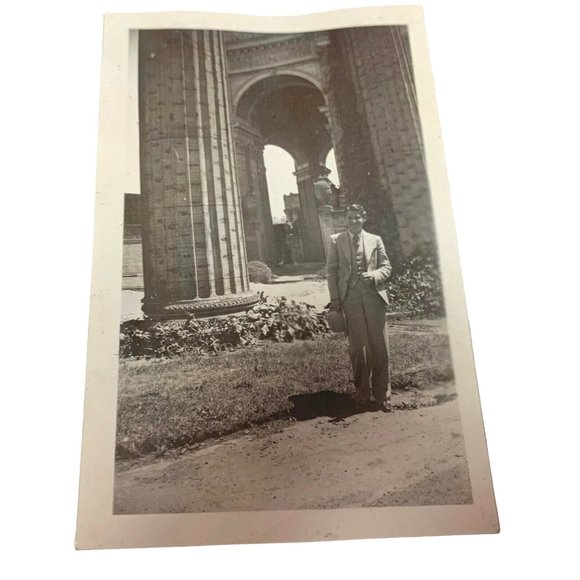 Found Photo Sharp Dressed Man Standing at Cathedral Museum 1930s Vintage - Picture 1 of 5